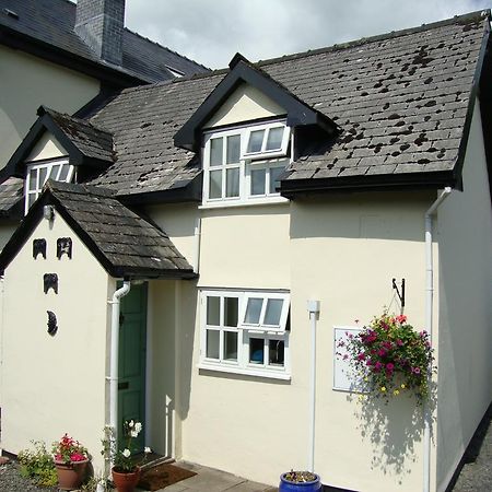 Ceiros Cottage Llangammarch Wells Exterior photo